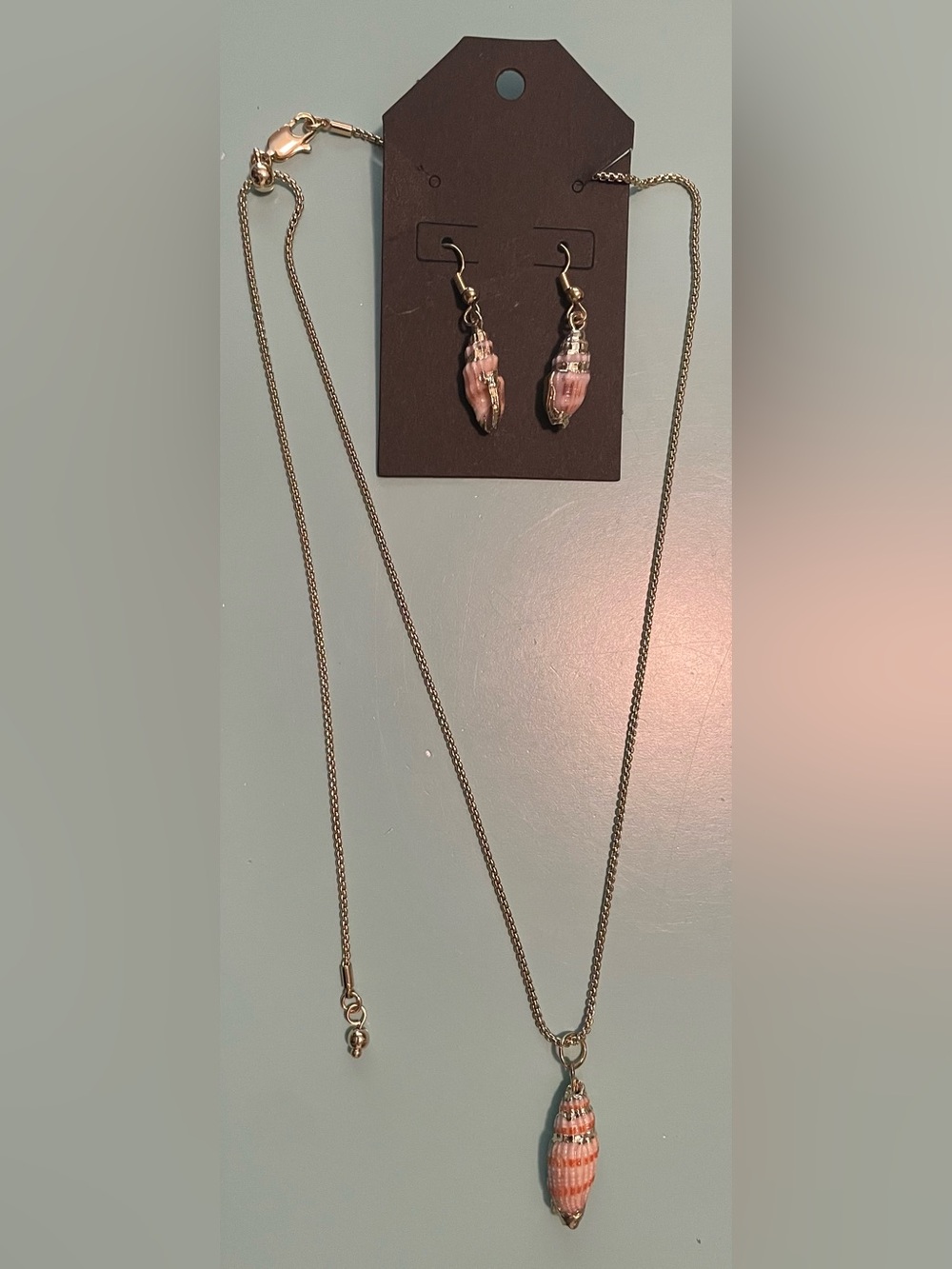 Gold-Tone Necklace and Red-Toned Shell Drop Earrings Set - with Extendable Chain